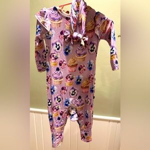 Lev Baby Romper and Headband Set